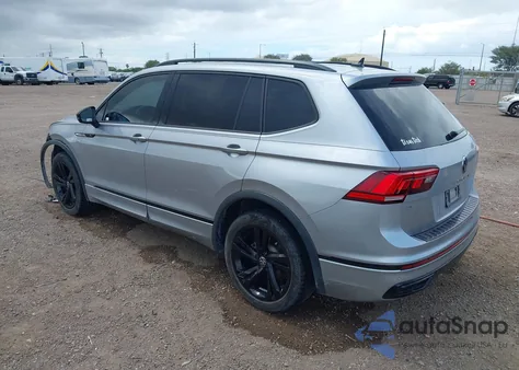 2023 Volkswagen Tiguan 2.0T Se R-Line Black z USA, uszkodzony, nr VIN 3VVCB7AX2PM108351